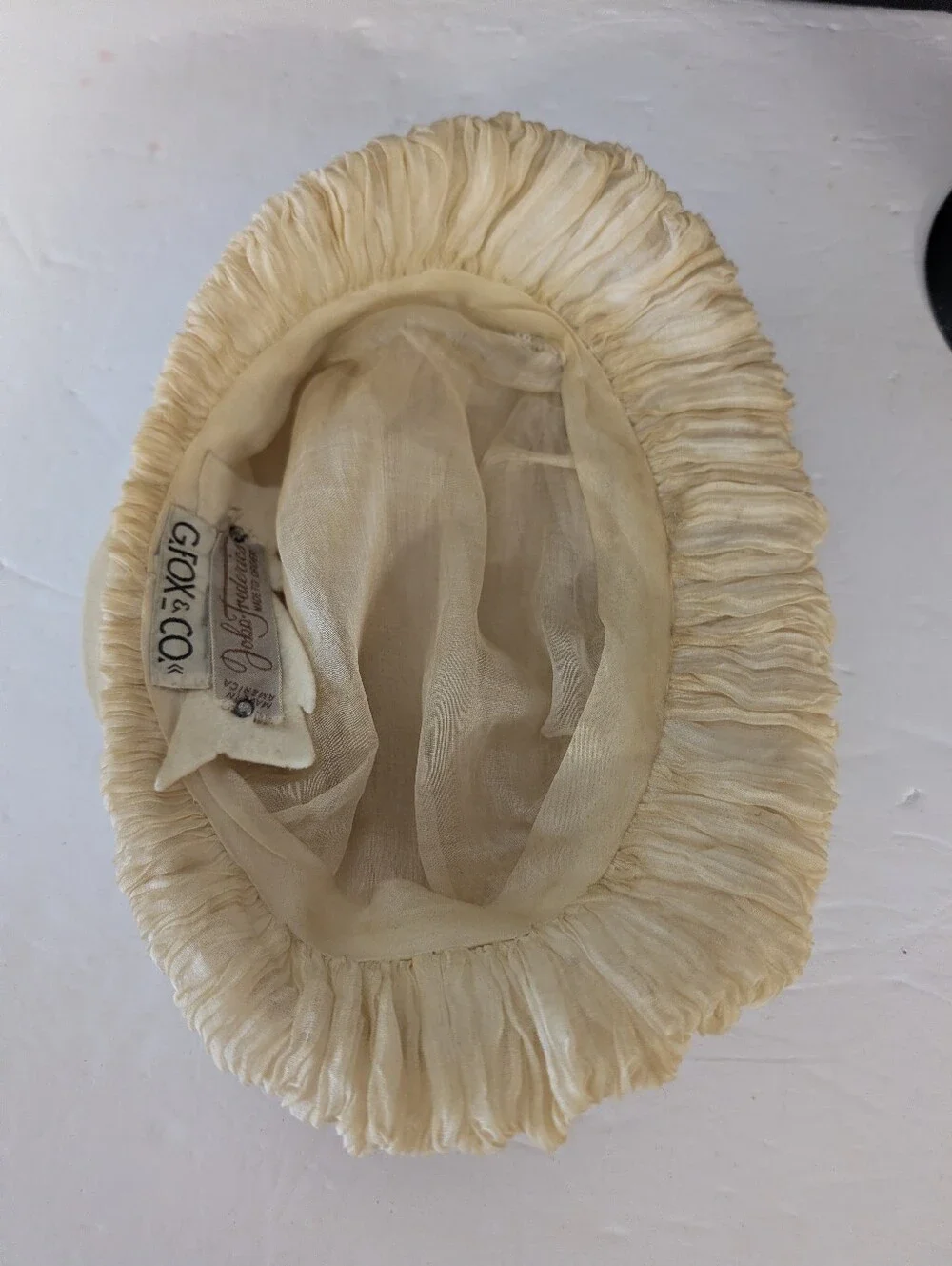 Vintage Hat Cream Rhinestone Art Deco Bed Cap By John Frederic - Picture 10 of 10